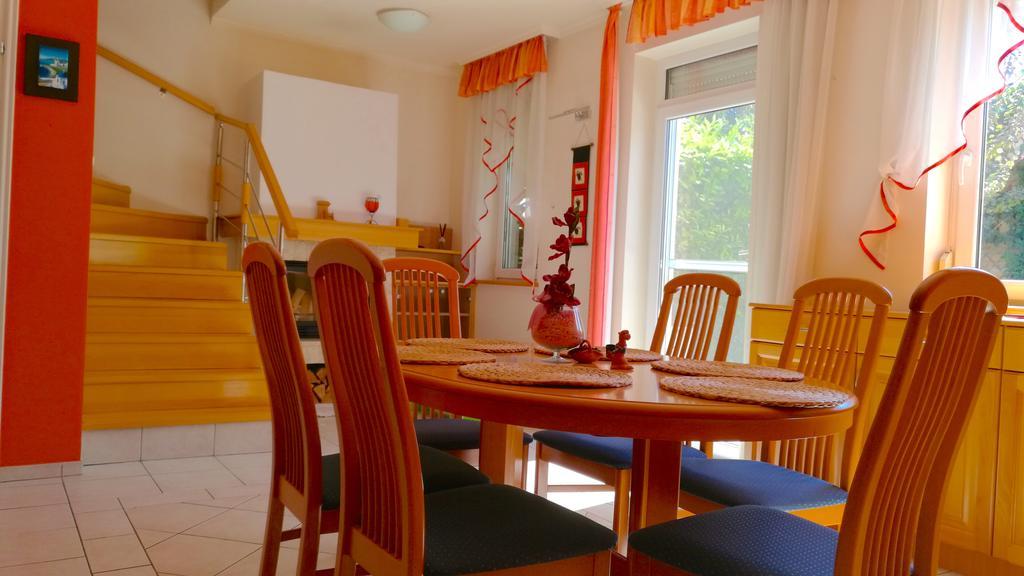 Aurora Premium Home Győr Extérieur photo